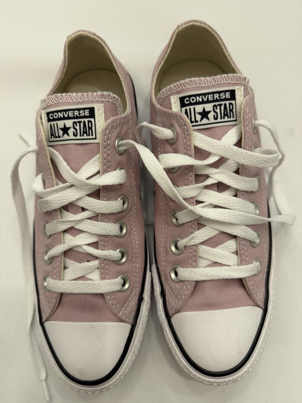 Converse All Star Low Top Shoes Lilac Women’s 7 Men’s 5